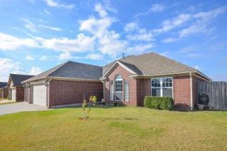 2801 Danielle Ter, Oklahoma City OK  73160-2962 exterior