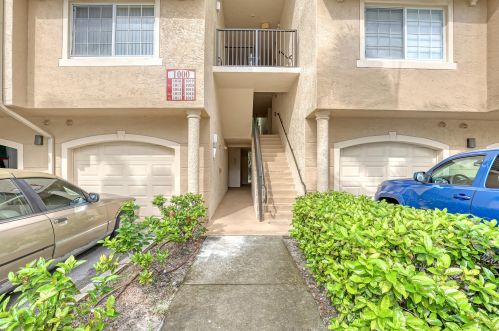 1000 Crestwood Ct, West Palm Beach, FL 33411-4914