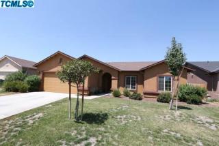 1303 El Paso Ave, London CA  93618-4081 exterior