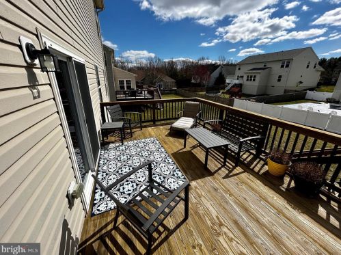 148 Killian Ln, Charles Town WV  25414-4939 exterior