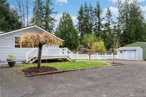 19848 272nd St, Kent, WA 98042-8554