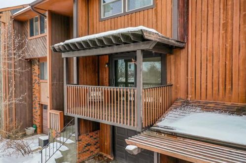 10 Walden Way, Imperial, PA 15126-9619