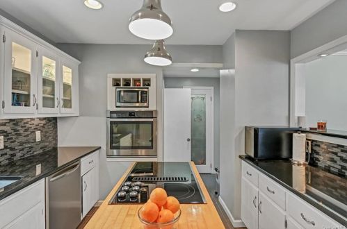14 Oak Ave, Highland Falls NY  10928-1305 exterior