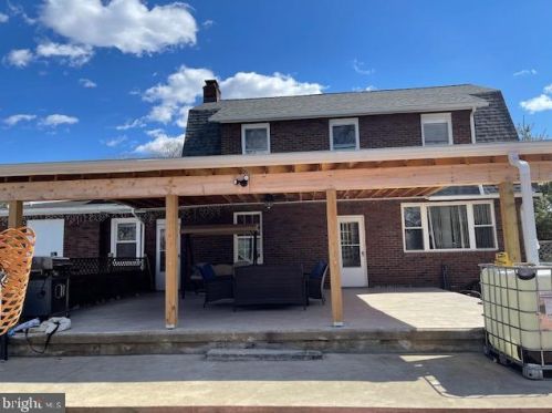 839 Walnut St, Limerick, PA 19468-2421