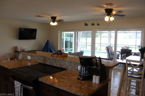 3752 2nd Ave, Cape Coral FL  33904-4807 exterior