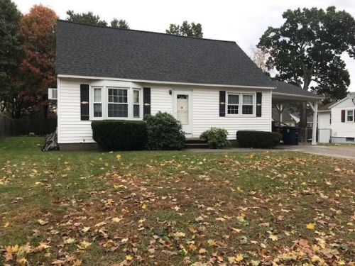 12 Kennedy Dr, Nashua, NH 03060-5347