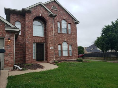 5533 Mt Mckinley Rd, Fort Worth, TX 76137-5357