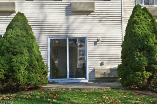 6110 Richmond Rd, West Milford Lakes NJ  07480-5117 exterior