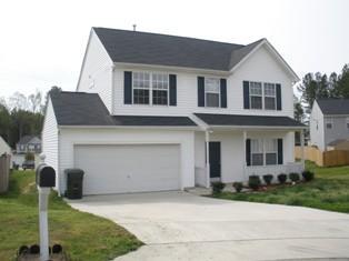 1319 Kinsfolk Cir, Raleigh NC  27610-3091 exterior