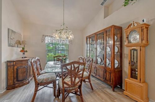 147 Estelle Dr, Naples FL  34112-7059 exterior