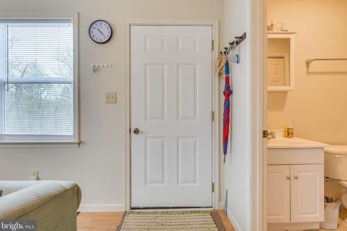 851 Pee Wee Ln, Hedgesville, WV 25427-6612