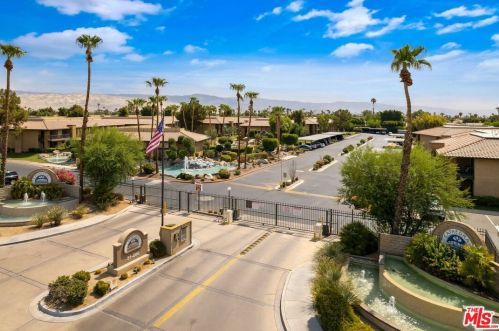 31200 Landau Blvd, Cathedral City CA  92234-5115 exterior