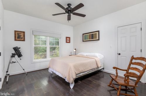 540 Mcdonalds Farm Rd, Linden VA  22642-5969 exterior