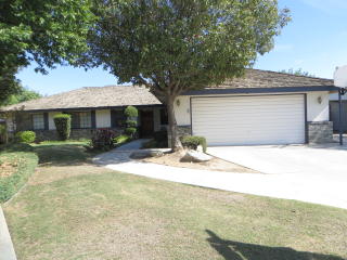 505 Orchid Dr, Bakersfield, CA 93308-5617