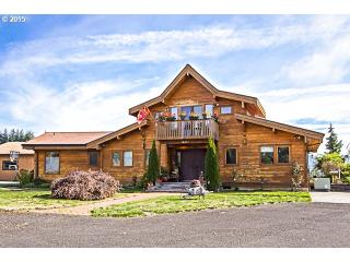 38243 Coupland Rd, Estacada, OR 97023-7516