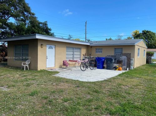 1624 23 Ave, Hollywood FL 33020-1215 exterior