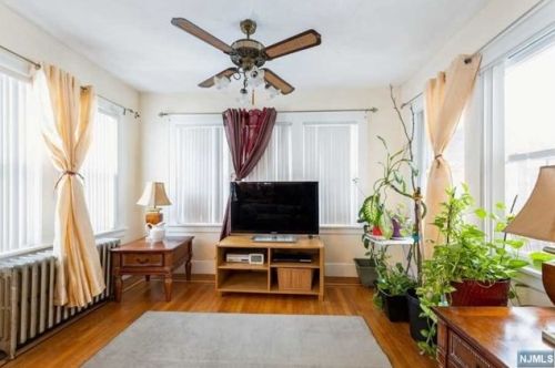 974 Garrison Ave, Teaneck NJ  07666-2619 exterior