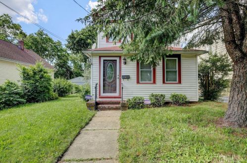 68 Sunset Ave, Tinton Falls, NJ 07701-1434
