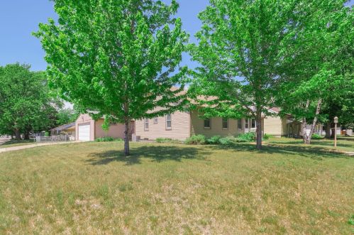 103 19 1/2 Ave, Saint Cloud MN  56303-4425 exterior