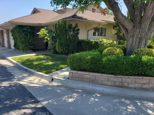26800 Oak Garden Ct, Santa Clarita, CA 91321-1437