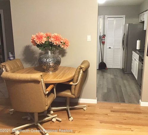 94 Greenwood Loop Rd, Bricktown NJ  08724-1255 exterior