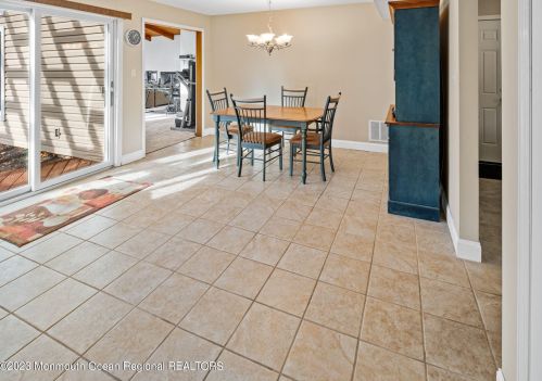 9 Salem Ln, Jackson Twp NJ  08527-1210 exterior