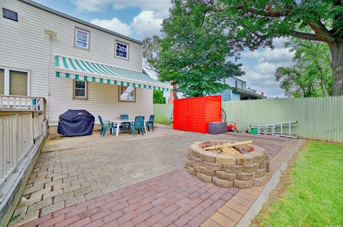 232 Crombie St, Huntington Station NY  11746-1504 exterior