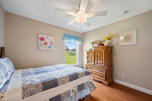 1390 9 Pl, Vero Beach FL 32960-2122 exterior