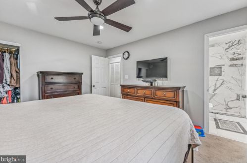 1900 Hedding Rd, Columbus NJ  08022-2067 exterior