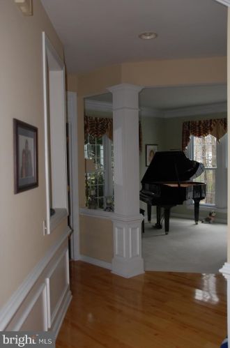 323 Sleepy Hollow Ct, Prospectville, PA 19002-1102