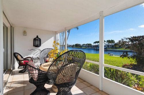 607 Canal Way, Boynton Beach, FL 33426-4731