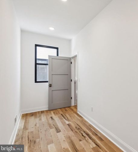 1216 Columbia Ave, Philadelphia PA 19125-2602 exterior