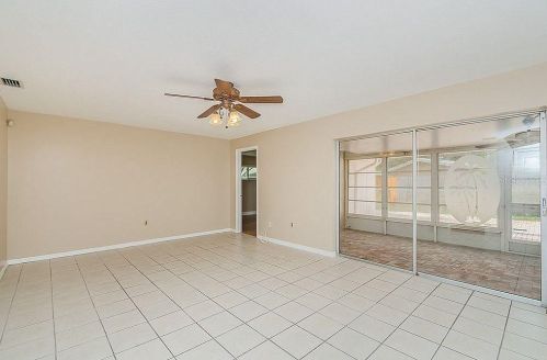 165 Patty Ann Blvd, Palm Harbor FL  34683-5045 exterior