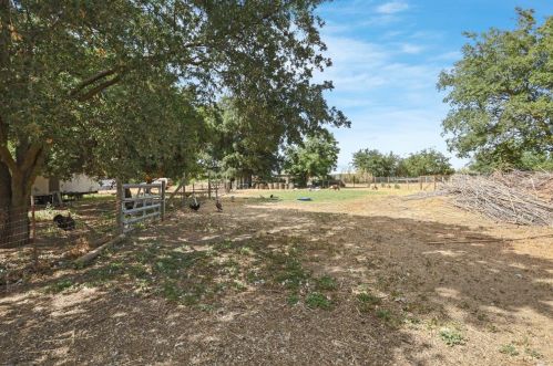 5057 Harney Ln, Lodi CA  95240-6922 exterior