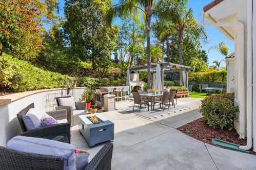 8104 Calle Catalonia, Carlsbad CA  92009-8954 exterior
