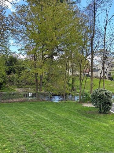45 Columbus Pl, Stamford, CT 06907-1615