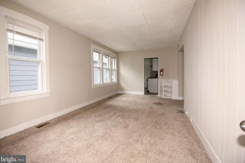 816 Bergen St, Gloucester NJ  08030-1541 exterior