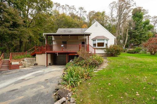 45 Strawberry Hill Rd, Stormville, NY 12582-5207
