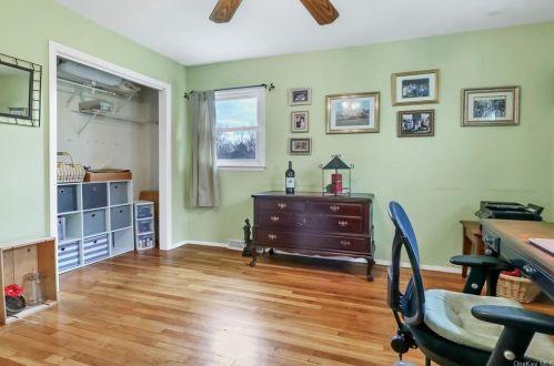 42 Miriam Dr, Warwick NY  10990-3516 exterior
