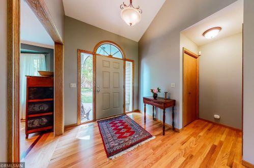612 Primrose Ct, Waterford, MN 55057-3416