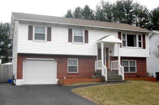 15 Dunleer Dr, Troy NY  12180-6151 exterior