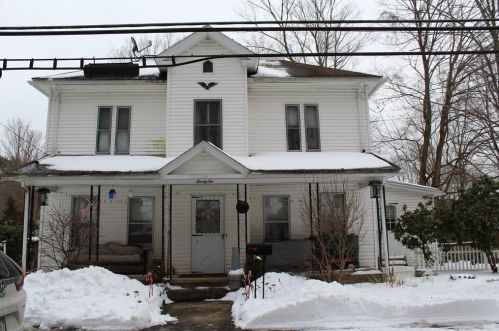 22 Bridge St, Monson, MA 01057-1208