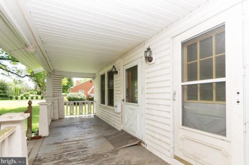 446 Main St, Lansdale PA  19446-2811 exterior