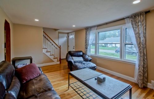 315 Winton St, Springfield MA  01118-1257 exterior