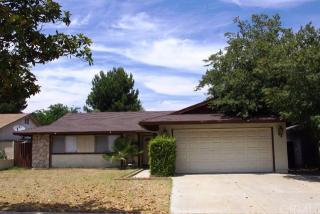 17720 Fairview Dr, Fontana, CA 92336-2864