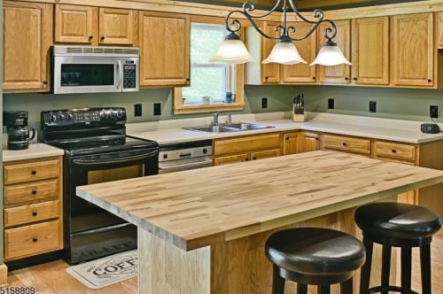 36 Pidgeon Hill Rd, Wantage NJ  07461-2729 exterior