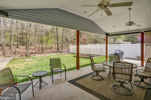 409 Acer Dr, Blandon PA  19510-9553 exterior