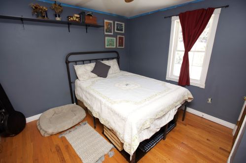 6 Quarry Hill Ct, Henniker NH  03242-3449 exterior
