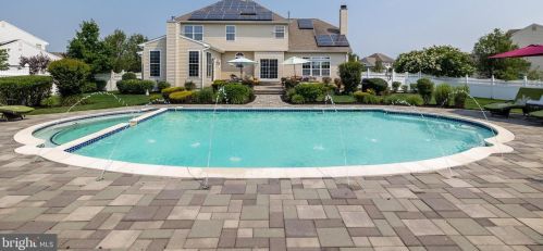 16 Livingston Ln, Lumberton Township NJ  08048-6210 exterior