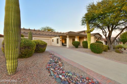 468 Sunview Dr, Tucson, AZ 85755-1750